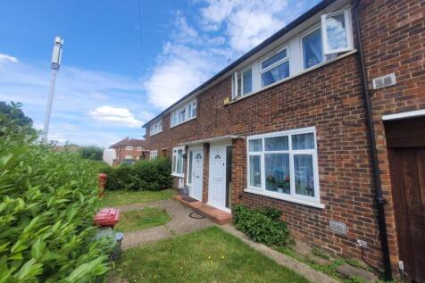 3 bed terraced house for sale Paget Road, Slough 