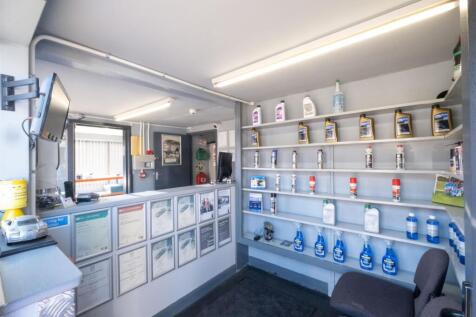 Oxford lane Garage, Hurworth-22.jpg