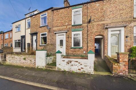 3 Bedroom Mid Terrace House - For Sale