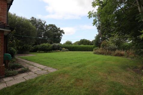 The Rectory, The Village, Finchampstead (22).JPG