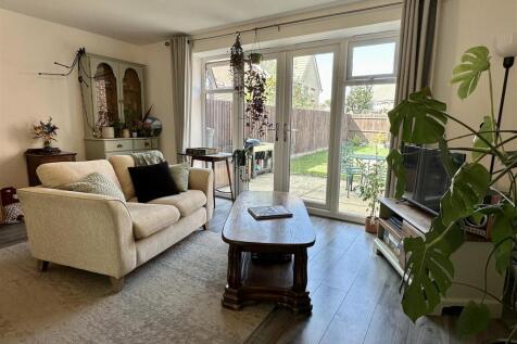 living room/dining