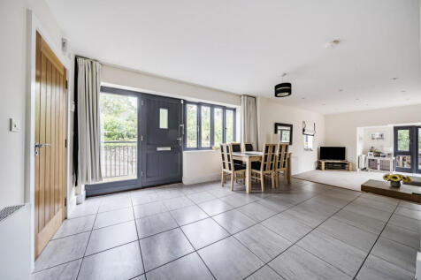 1345301-12-68b1d7...