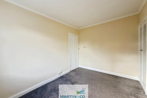 0667e689--4B58-90...