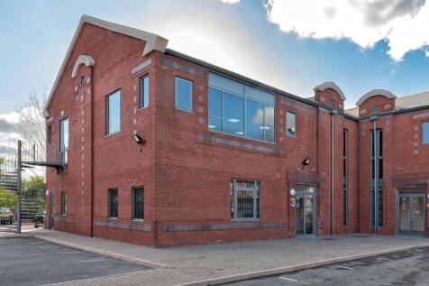3 Waterside Court External.jpg