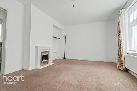 Sycamore Avenue, NEWPORT photo 5