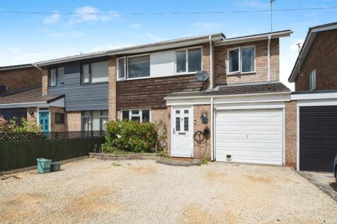 Alcester, B50 - property photo