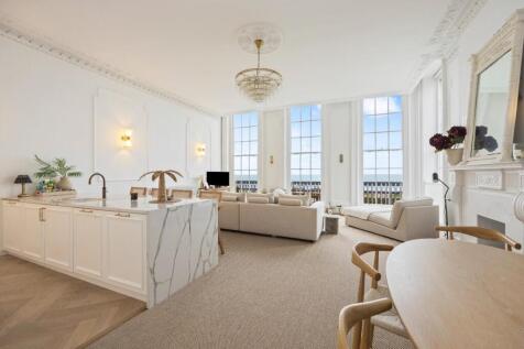 Brunswick Terrace, 42 Flat 6-001.JPG