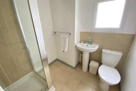 9 seymour bathroom.jpg