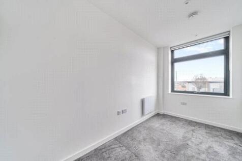 Viewpoint House, Staines-Upon-Thames, TW18 photo 4