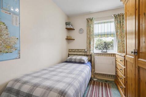 Bedroom 2.jpeg