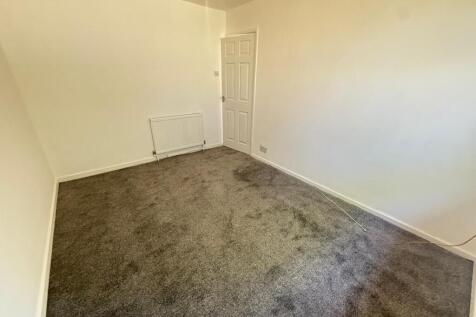 9 Lodges Close Bedroom One 1