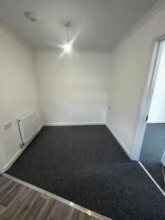 Elm Road, Plymouth, Devon, PL4 photo 5