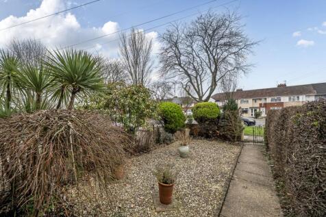 Easy to maintain front garden