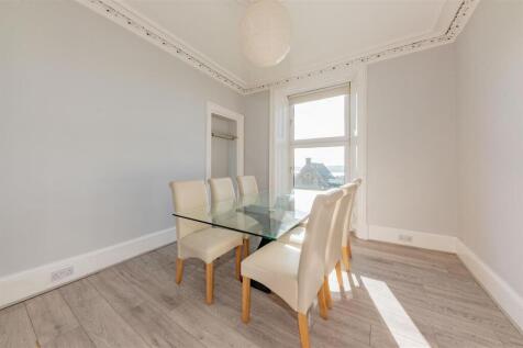 4C Wellington Street Dundee-3.JPG