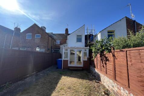 27 Charles Street rear.jpg