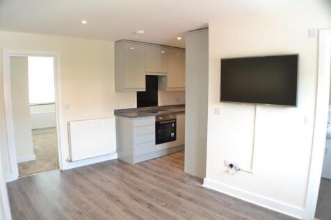 Mulfords Hill, Tadley, RG26 photo 2