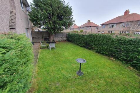 18 Pembrok Avenue 2.jpg