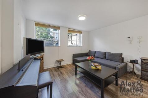 Solarium Court