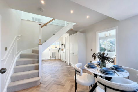 Rothesay Grove, Nunthorpe photo 4