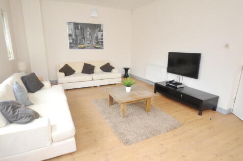 7-bed terraced on Whitby Avenue, Fallowfield, Manchester, M14, £4,964/mo