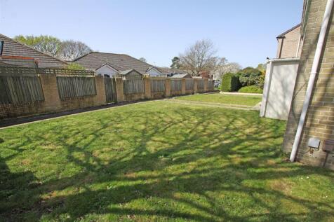 Front garden.jpg