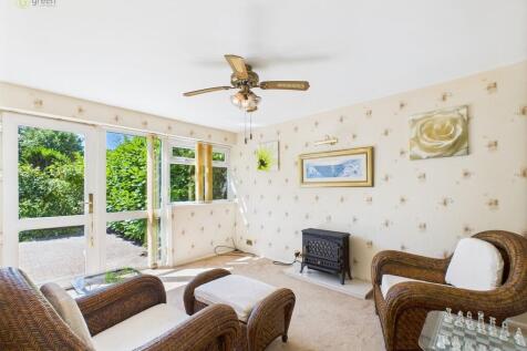 CAM03830G0-PR0184...