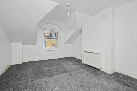 Flat 3, 11 Claremont Road, Folkestone,  CT20 1DQ