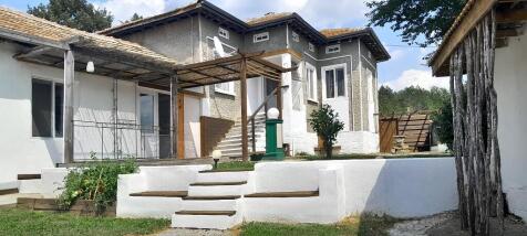 Property Image 1