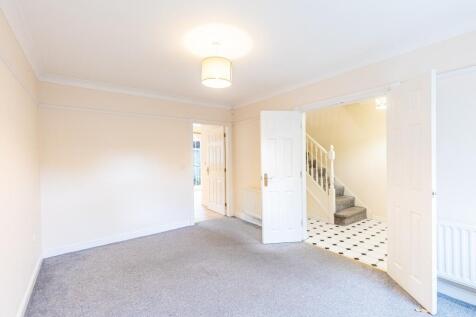 Mansion Gate Square, Chapel Allerton, Leeds, LS7 photo 4