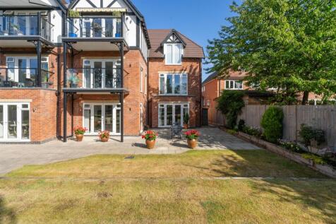 1 Fairway Lawn New externals_2.jpg