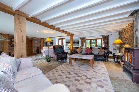 North Barn Internal (4).jpg