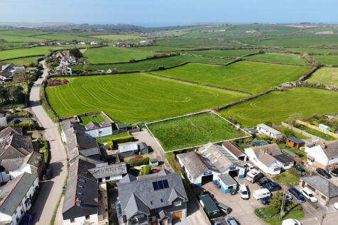 Building Plots West of Menefreda Way