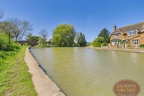 Long Buckby Wharf
