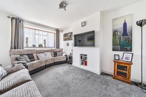 Living Room.jpg