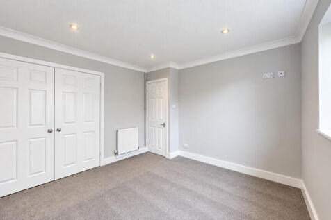 Coombe Hill Crescent, Thame photo 4