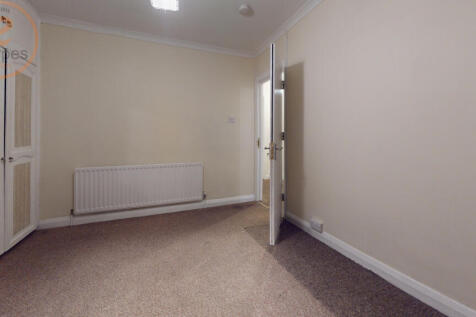 172-Beddington-Lane-Bedroom 6