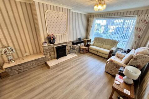 Open Plan Living and Dining Room