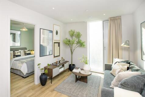 1 Bed Lounge FAIR0038.jpg