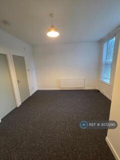 1-bed flat on Clyde Road, Manchester, M20, £825/mo