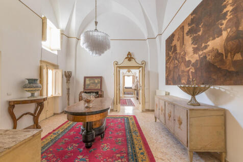 0013885-067_palazzo_urselli_for_sale_grottagli.jpg