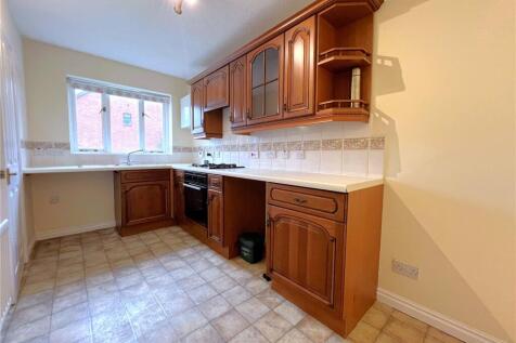Silver Birch Grove, Leamington Spa, Warwickshire, CV31 photo 5
