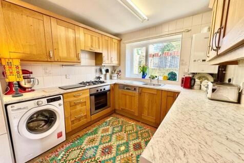 PHOTO-2025-04-07-19-38-15 (4).jpg