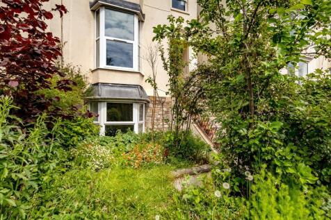 Communal Front Garden