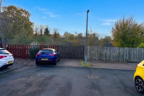 Allocated parking space to the rear