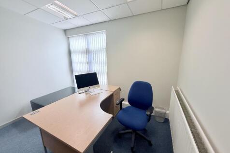 Office to rent Image 3