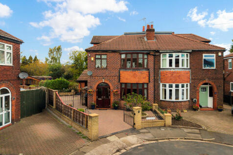 38 FRODSHAM AVENUE-49.jpg
