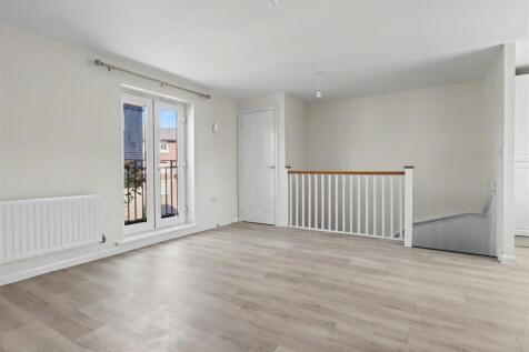 sitting/dining room
