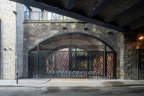 The Courtyard Building