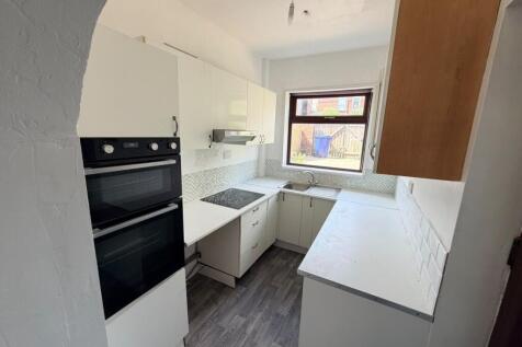 Kings Road, Cudworth photo 3