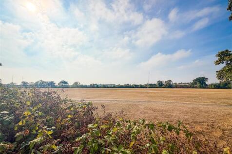 GREEN SPACE TO REAR